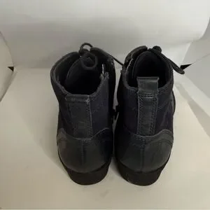 Clarks | Shoes | Ladiessuede And Leather Navylaceup Boots  display picture 1